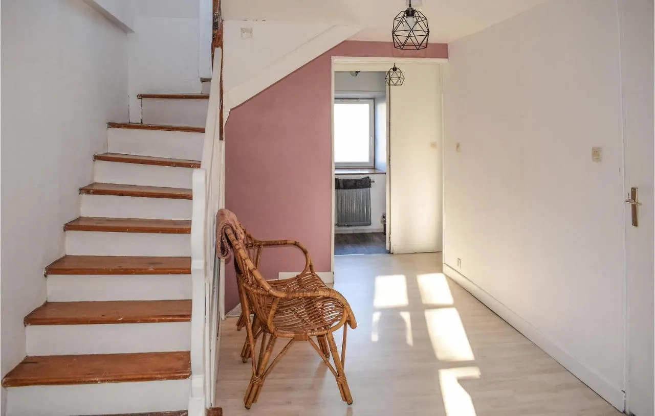 Lovely Home In Tremeven With Wifi Tremeven (Cotes-d'Armor )