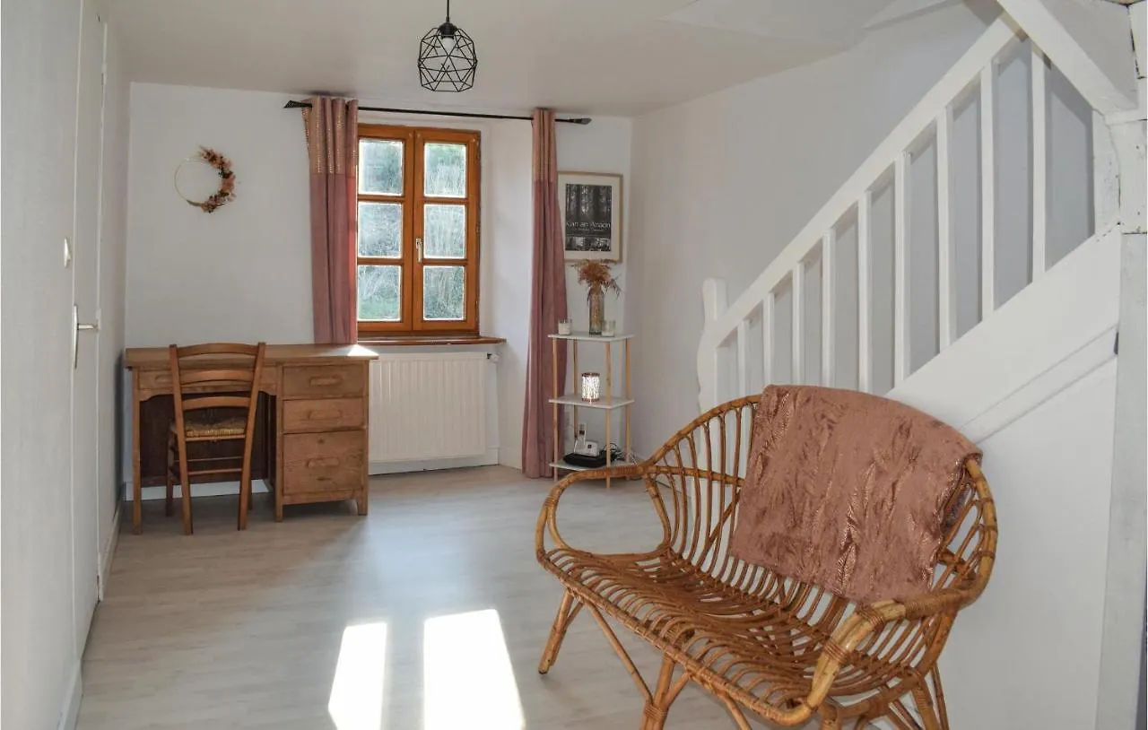 Lovely Home In Tremeven With Wifi